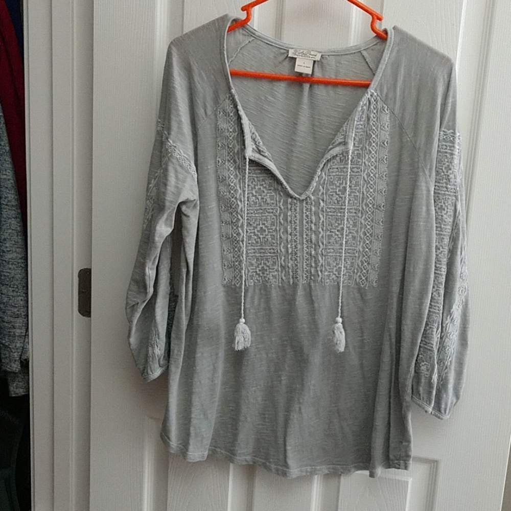 Lucky grey blouse shirt top
